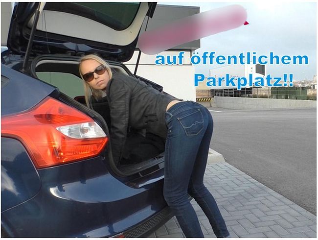 KikiVega Porno Video: pi**fi** auf öffentlichem Parkplatz!!